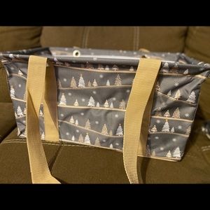 Thirty - One Medium Utility tote Snow Slopes NWT